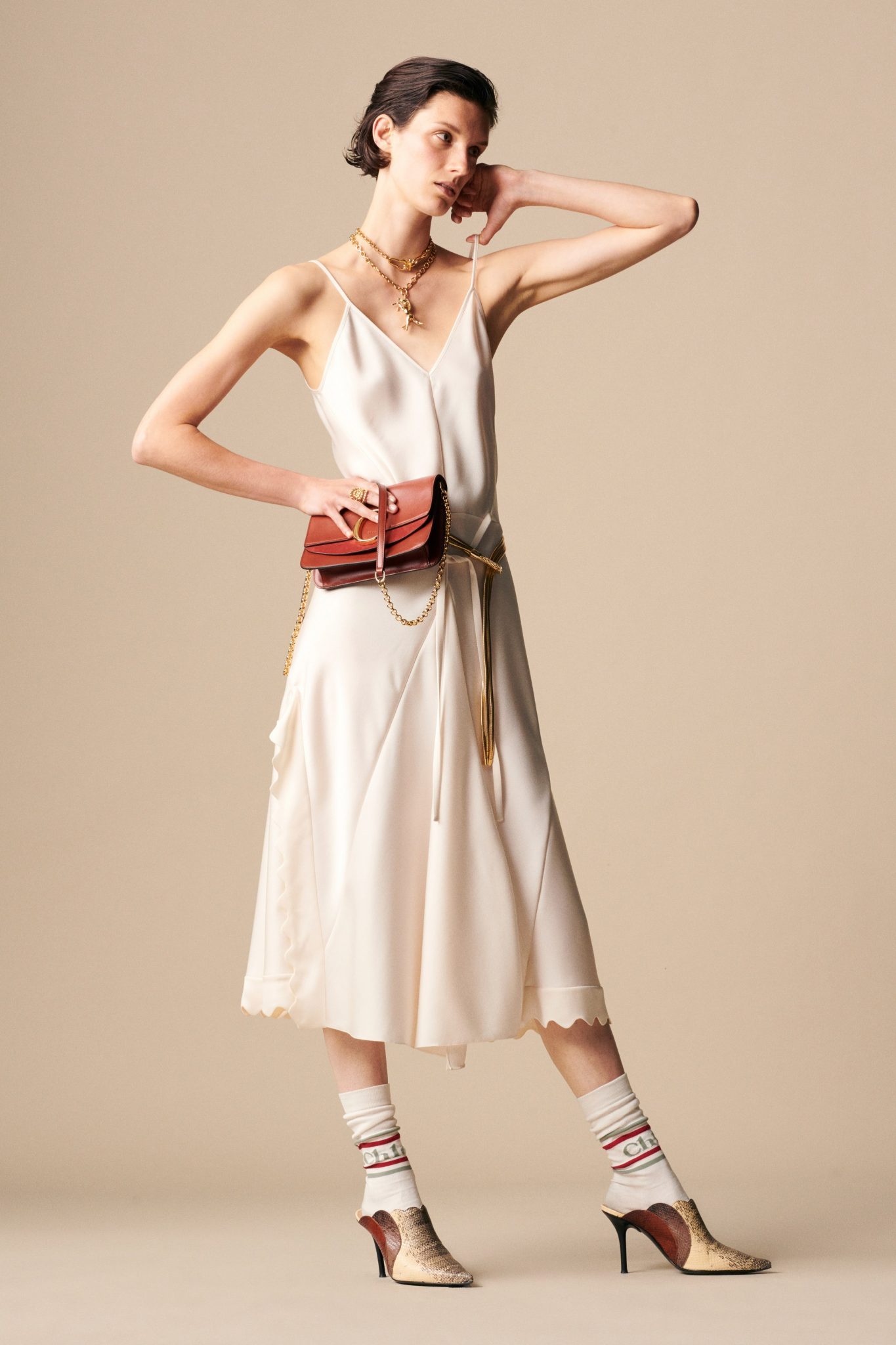 00003-chloe-vogue-resort-2019-pr