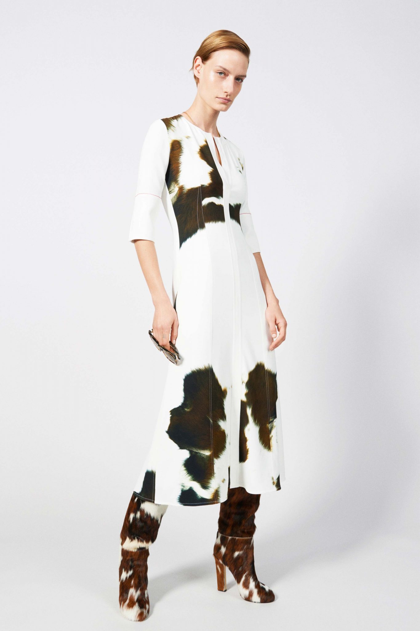 00020-victoria-beckham-vogue-resort-2019-pr