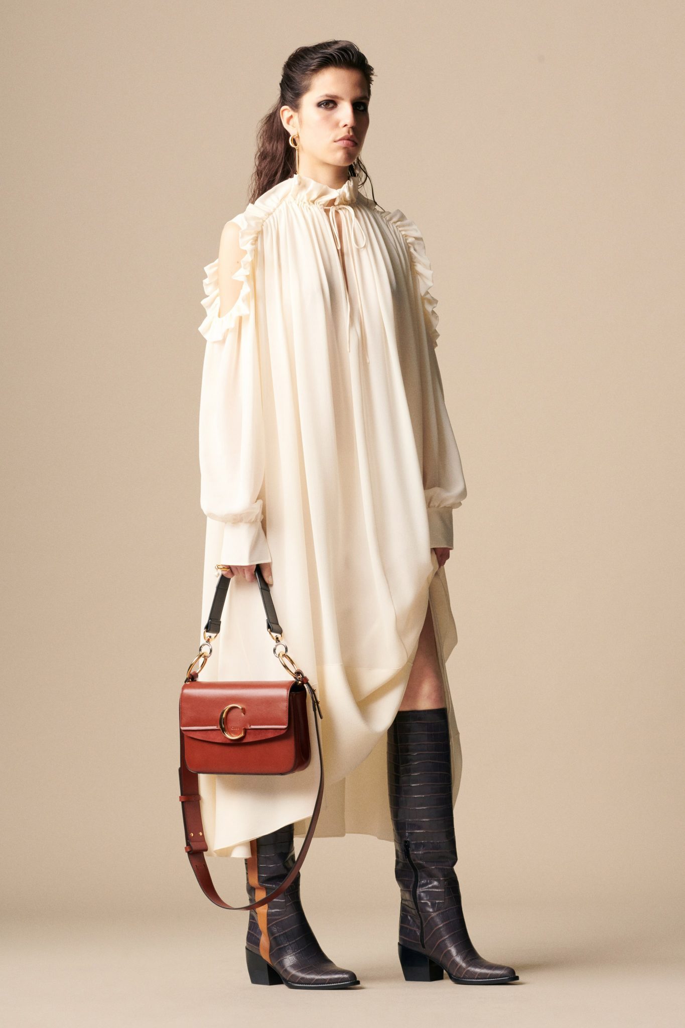00028-chloe-vogue-resort-2019-pr