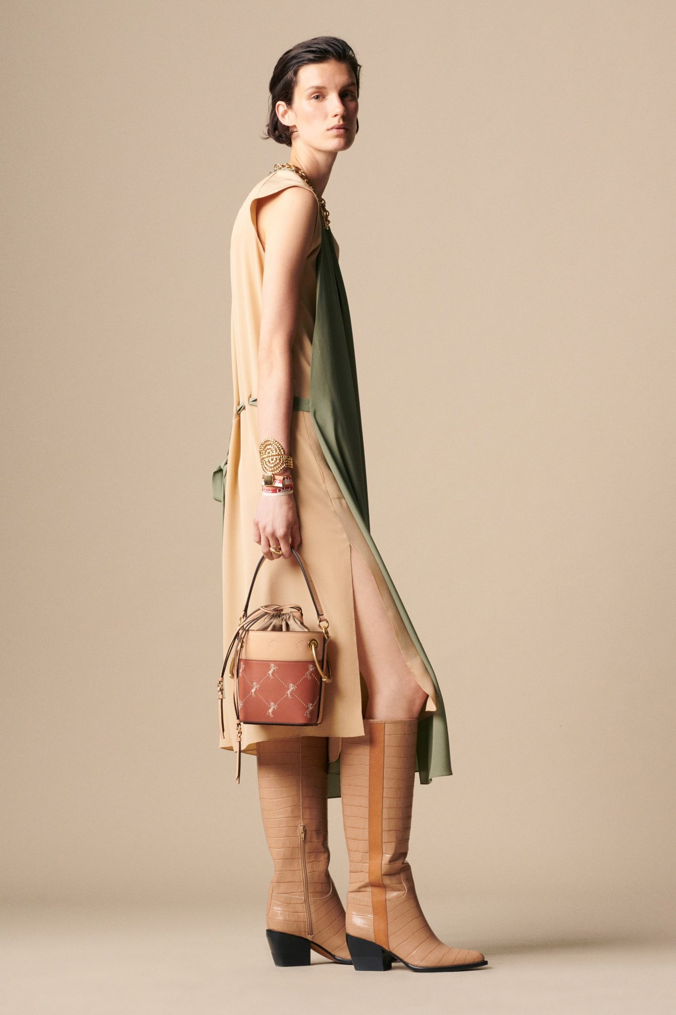 00030-chloe-vogue-resort-2019-pr