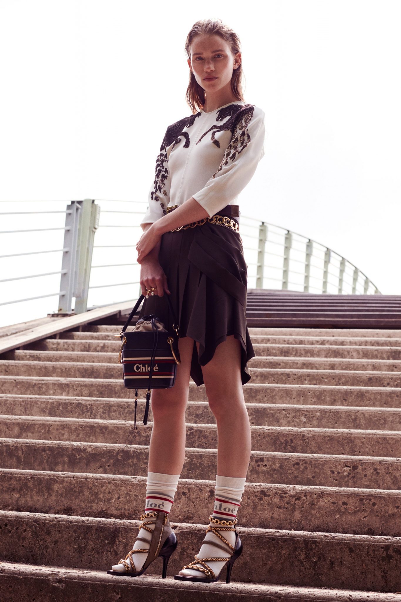 00042-chloe-vogue-resort-2019-pr