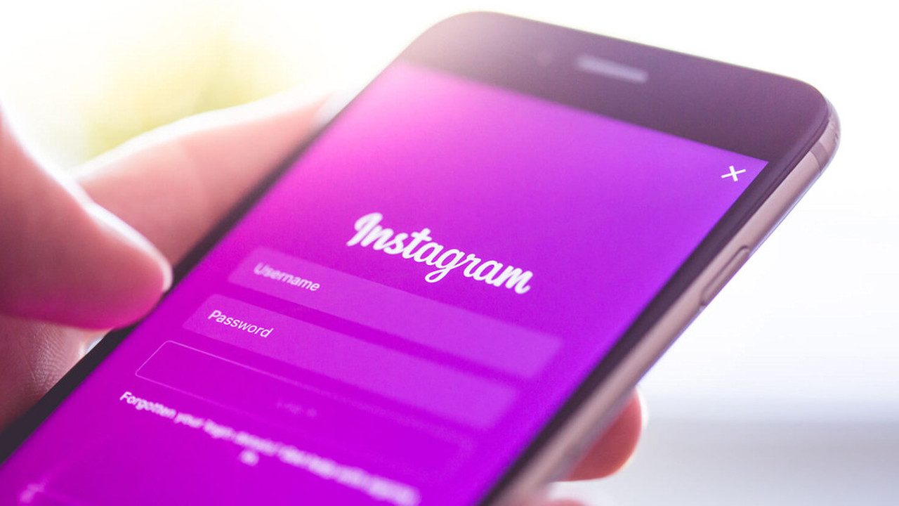 Дождались: Instagram разрешит публиковать часовые ролики
