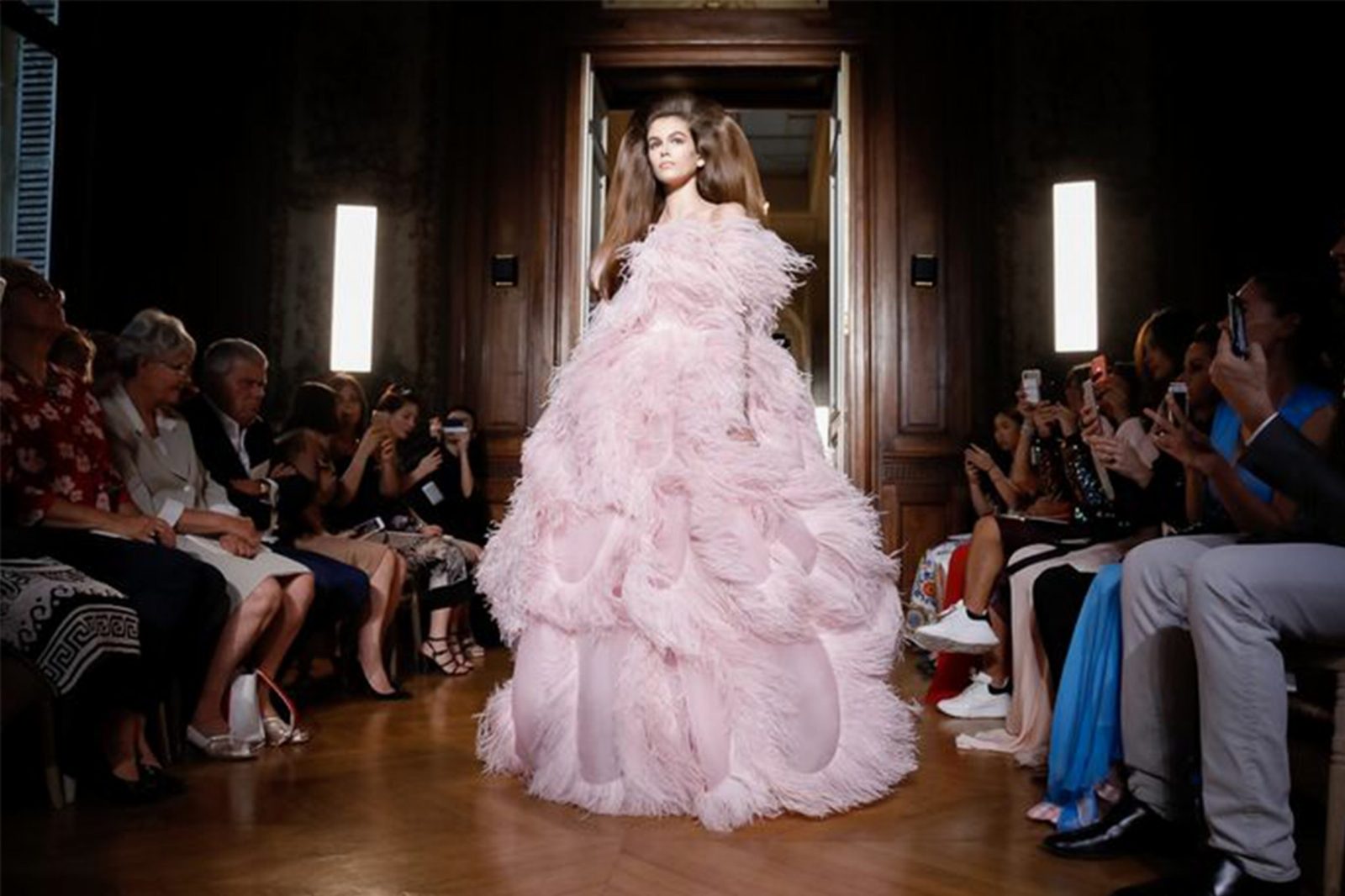 Мистические создания: кутюрная коллекция Valentino Fall 2018