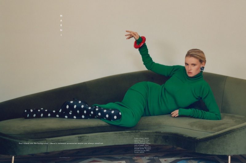 Lara-Stone-ELLE-Cover-Photoshoot18