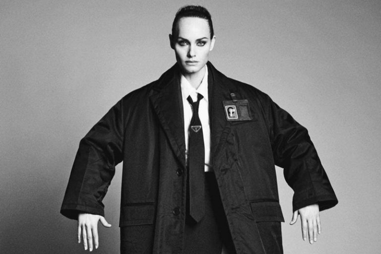Gallery: Эмбер Валлетта, Анна Эверс, Джоан Смоллс и Фаретта в съемке для Vogue Japan