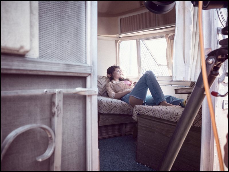 sergey-polunin-gigi-hadid-pirelli-2019-1