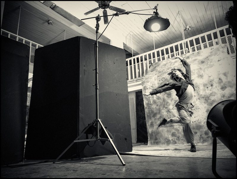 sergey-polunin-gigi-hadid-pirelli-2019-4