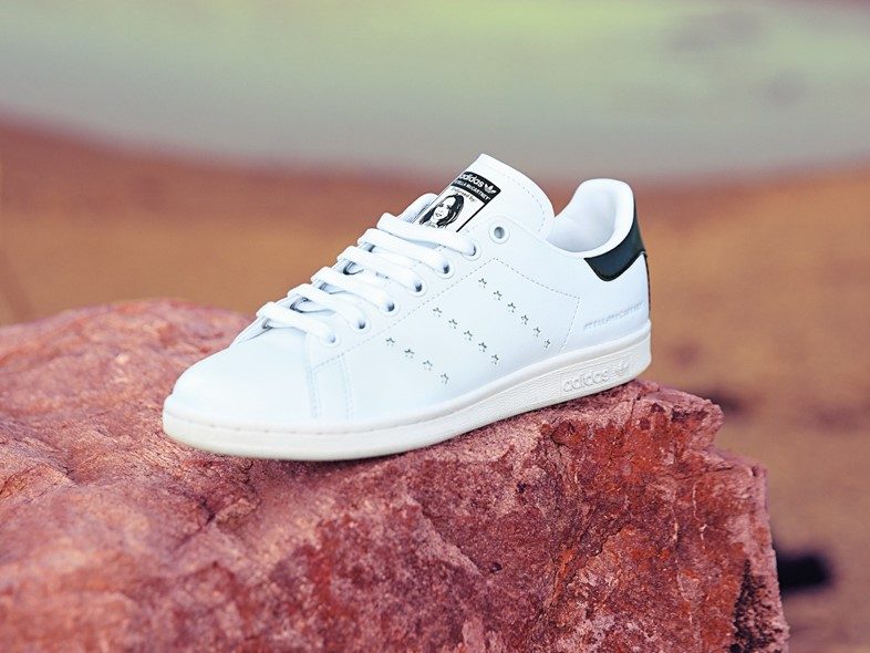 Adidas и Stella McСartney создали вегетарианскую версию модели кроссовок Stan Smith