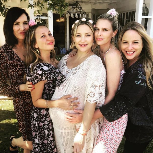 kate-hudson-had-a-baby-3