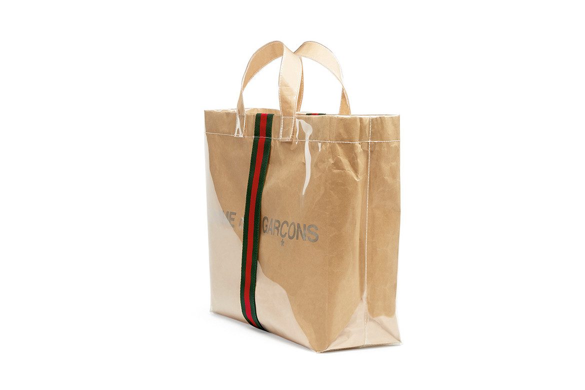 https-hypebeast.comwp-contentblogs.dir6files201811gucci-comme-des-garcons-plastic-paper-tote-bag-collaboration-japan-02