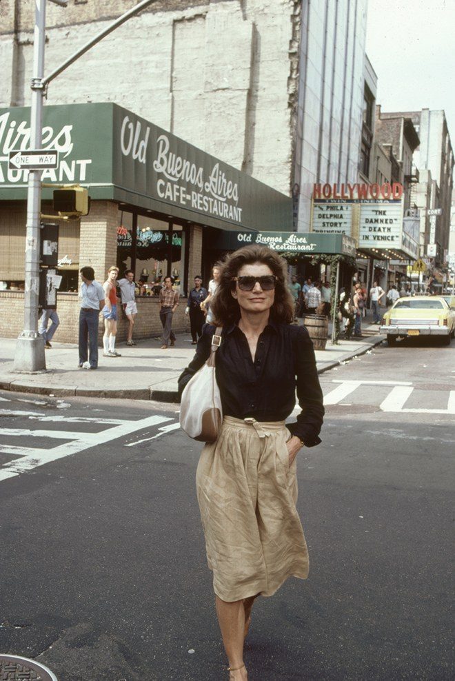the-history-of-the-it-bag-gucci-jackie-onassis