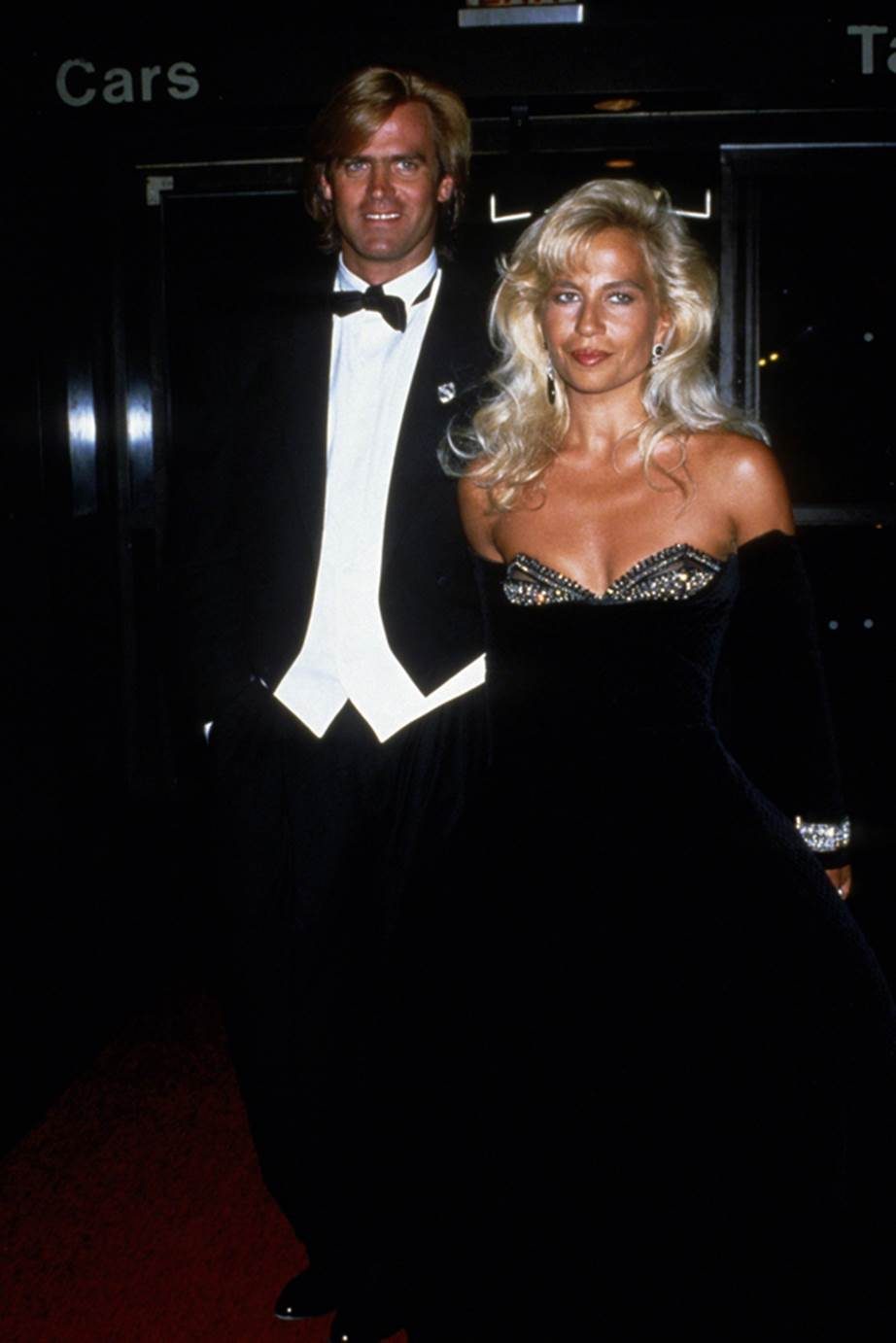 1527645611032_donatella-22