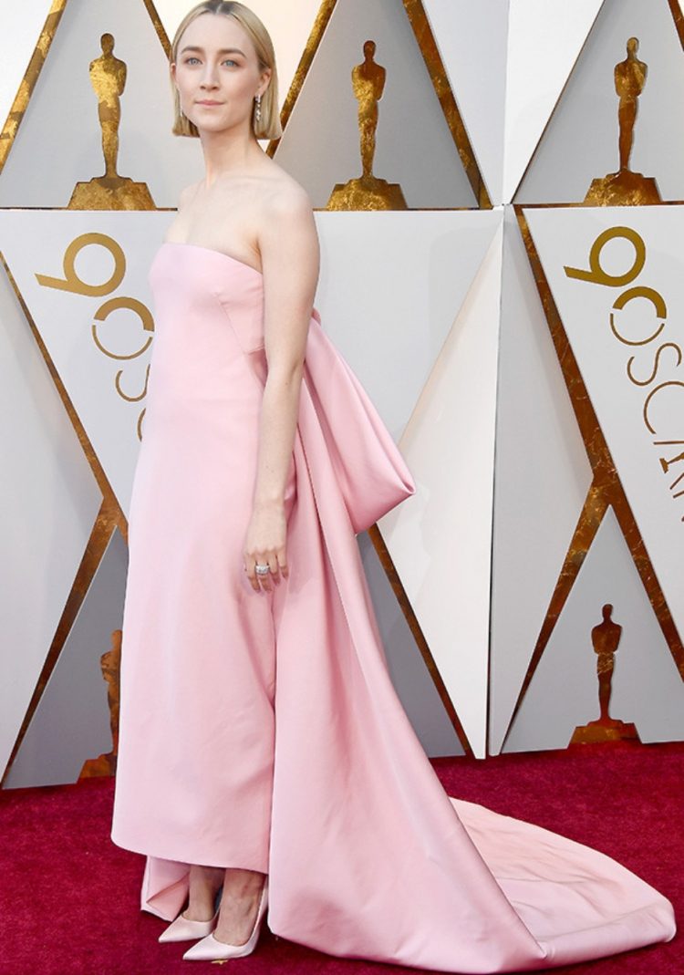 HOLLYWOOD, CA - MARCH 04: Saoirse Ronan attends the 90th Annual Academy Awards at Hollywood & Highland Center on March 4, 2018 in Hollywood, California. (Photo by Frazer Harrison/Getty Images)