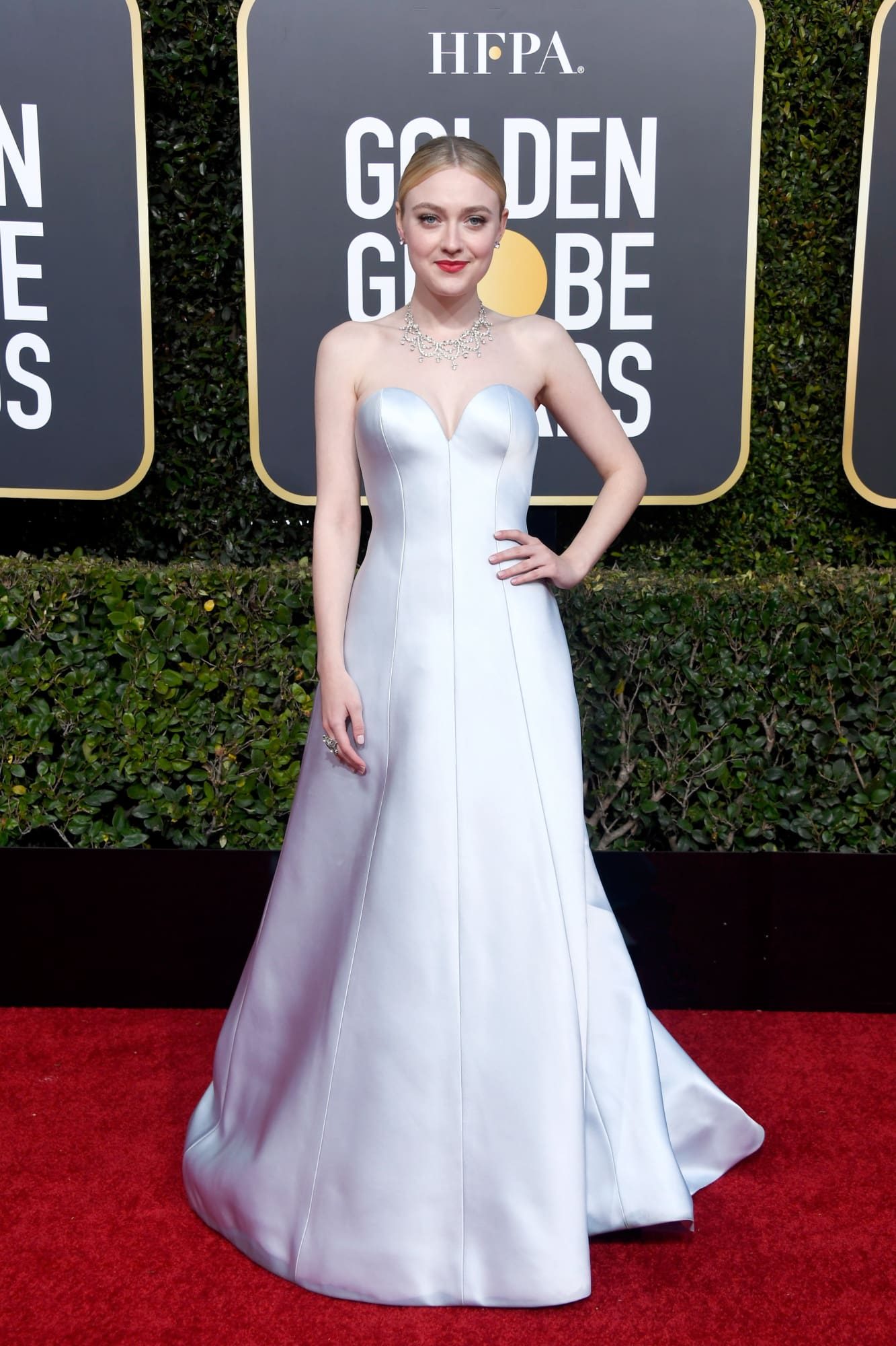 golden-globes-2019-red-carpet-29