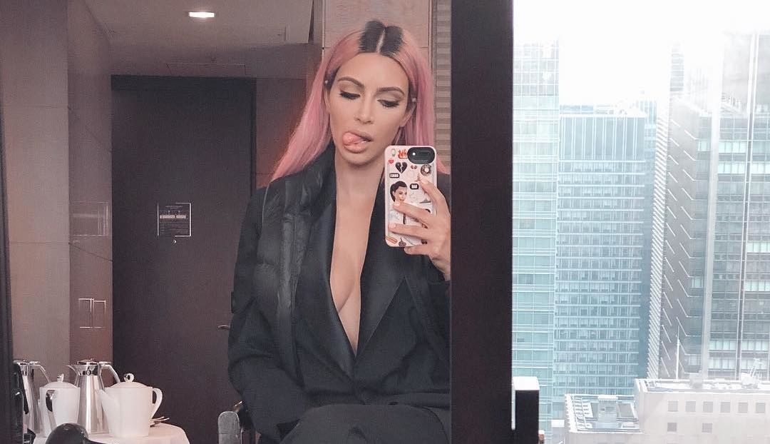 kim kardashian ordered not to take selfies by doctor