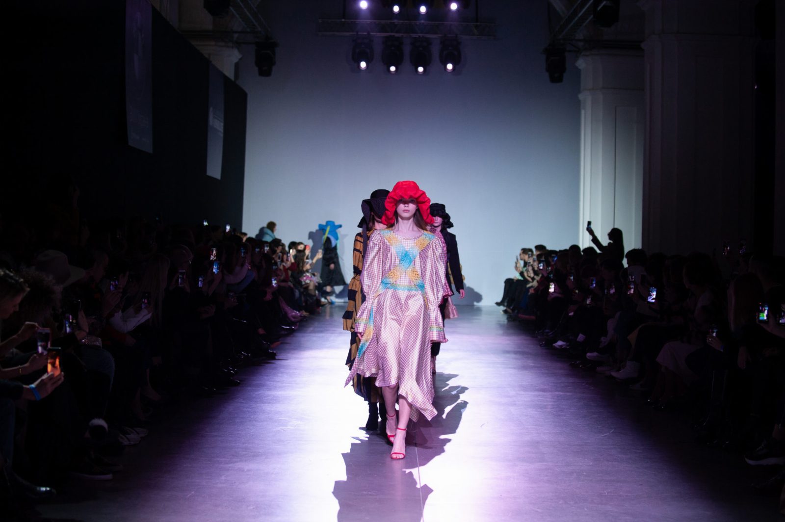 Романтичная натура под «броней»: коллекция Yana Chervinska FW'19/20 на UFW