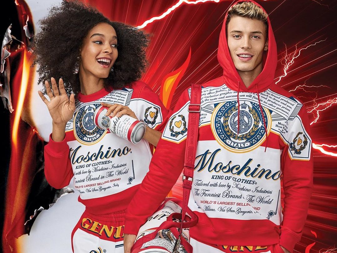 Moschino и американский пивной бренд Budweiser выпустили совместную коллекцию