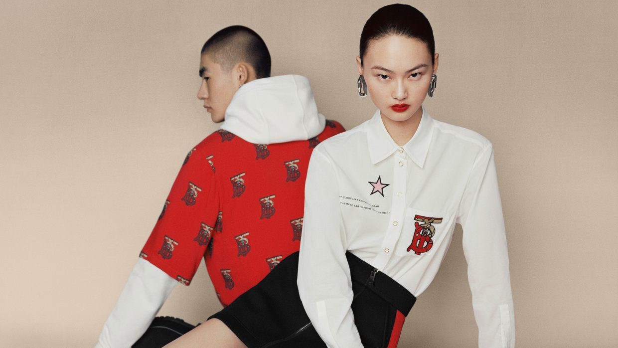 Burberry покажут осеннюю коллекцию в Лондоне и в Шанхае