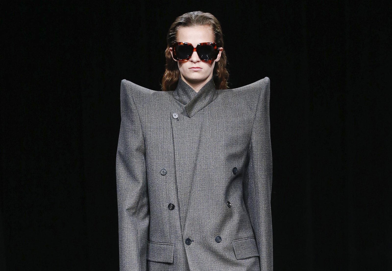 Balenciaga FW'2020: демоны и фетиши Демны Гвасалия