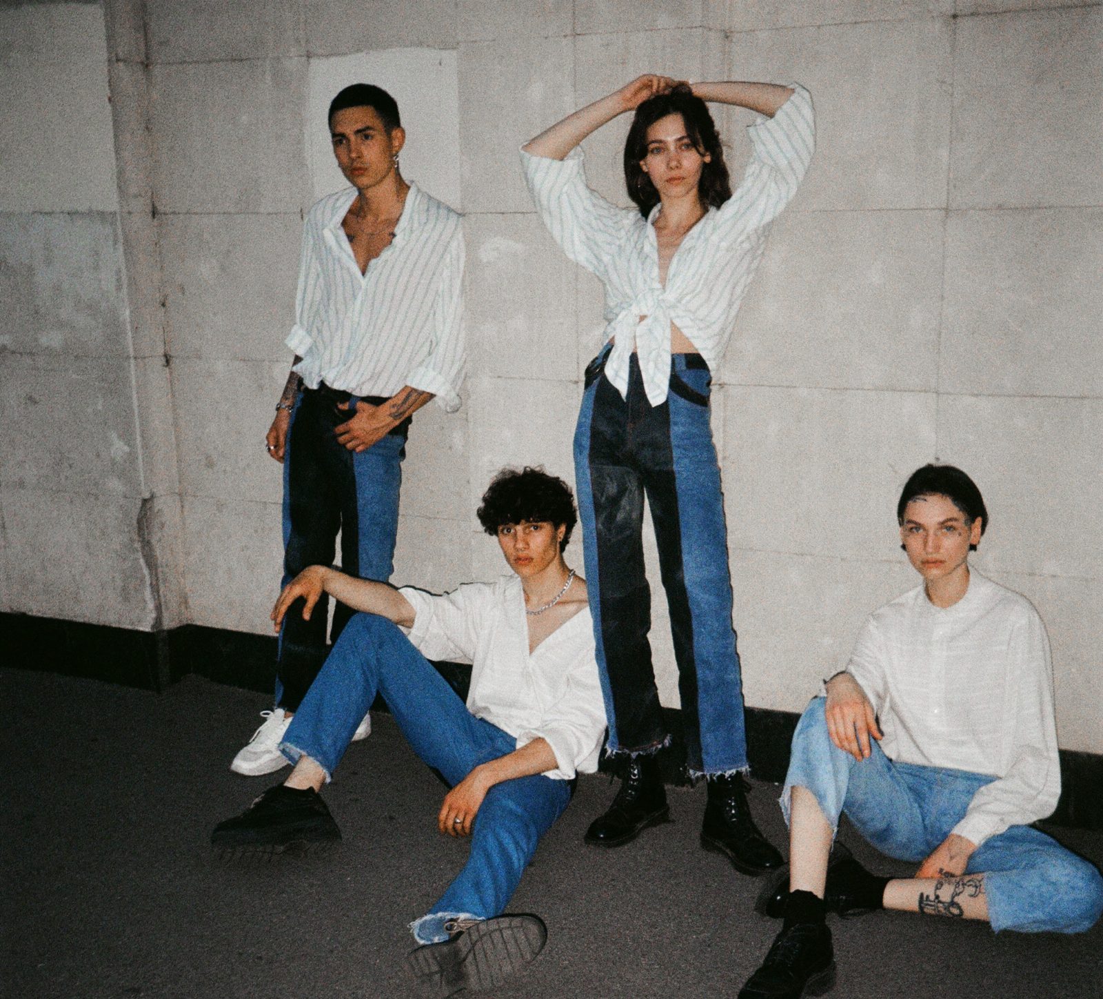 Kass' jeans выпустили капсулу небанальных повседневных вещей
