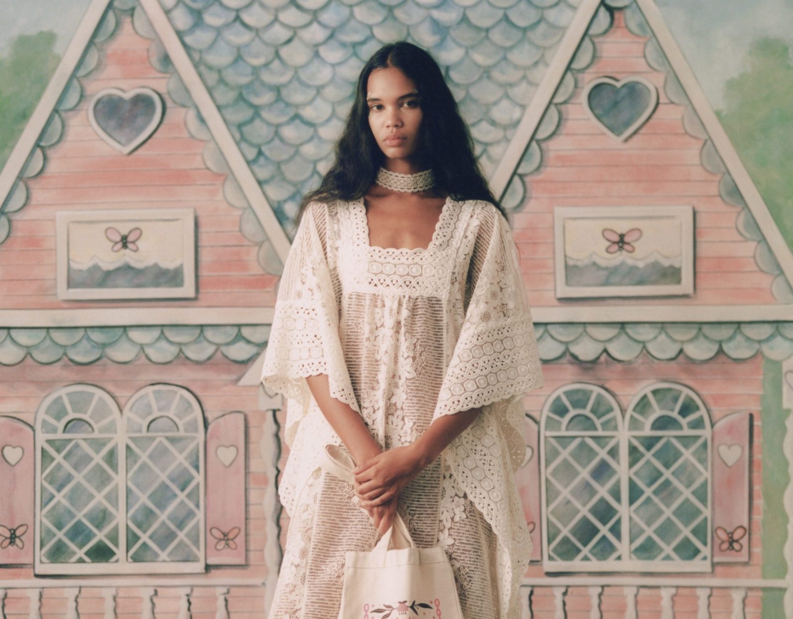 Anna Sui SS’21: коллаборация мастеров из разных уголков планеты ради единой цели