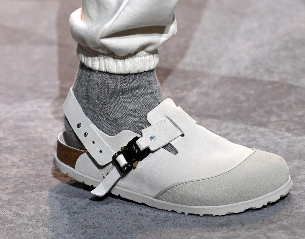 Dior x Birkenstock – розглядаємо найнеочікуванішу колаборацію року