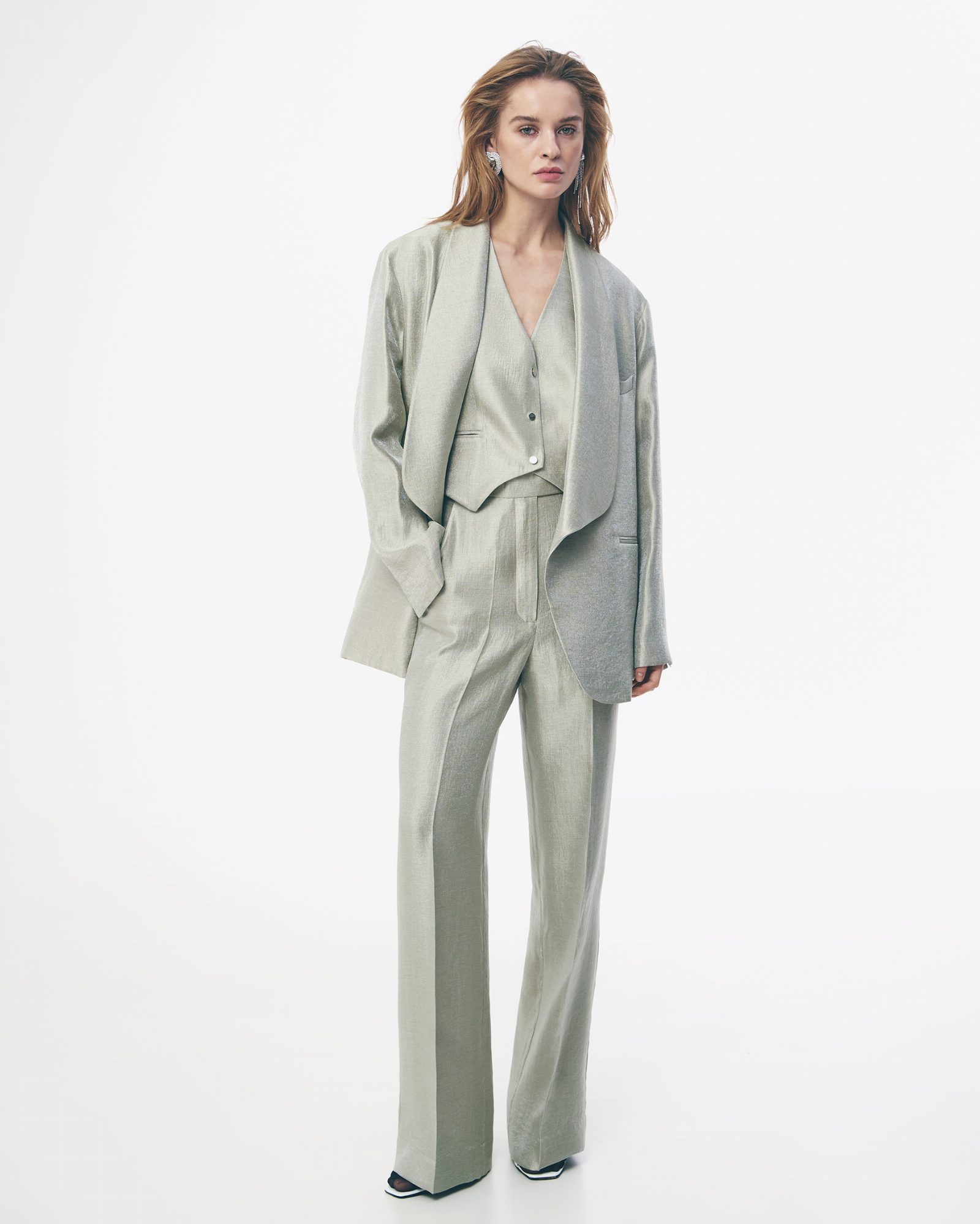 GASANOVA SS23: линути до світла